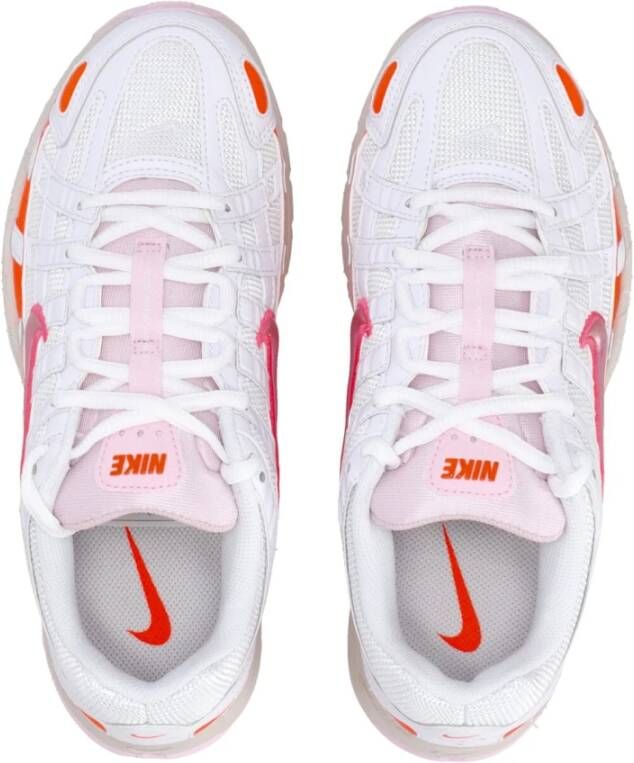 Nike Witte lage schoen met roze accenten White Dames