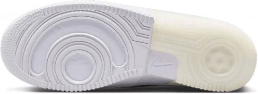 Nike Witte Leren Sneaker met Transparante Achterkant White Dames