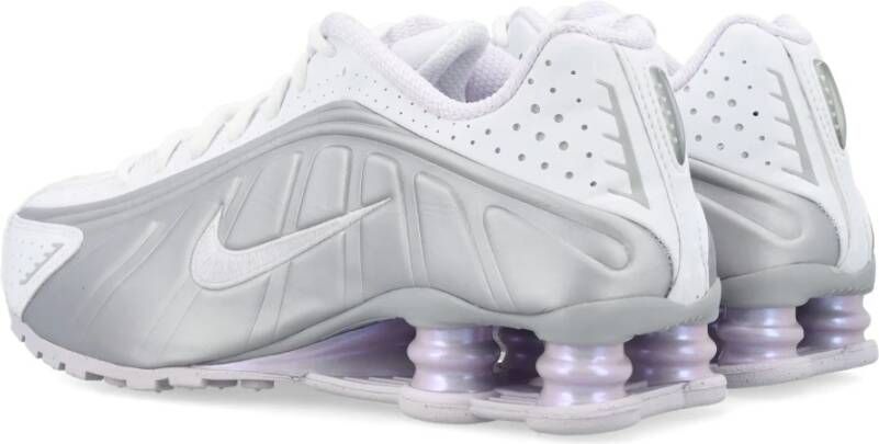 Nike Witte Sneakers met Compressiezuilen White Dames