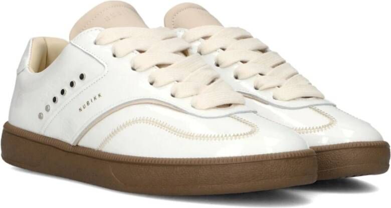 Nubikk Stijlvolle witte sneakers met studs White Dames