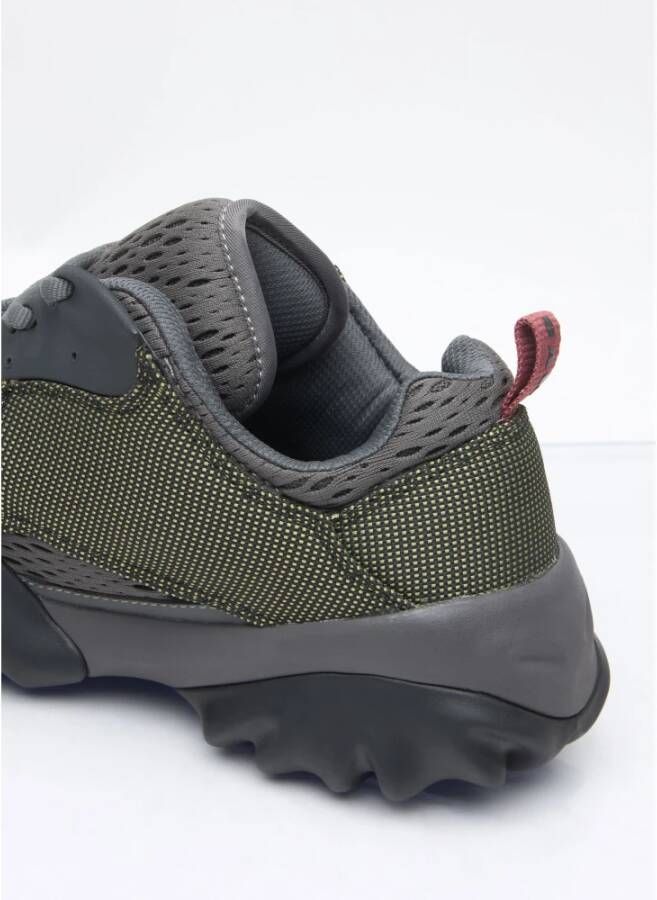 Oakley Mesh Panel Sneakers met Track Sole Green Heren