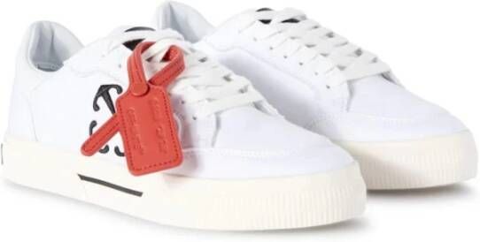 Off White Canvas Lage Vulcanized Sneakers White Dames