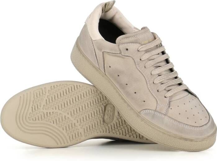 Officine Creative Lichtgrijze Suède Sneakers Gray Dames