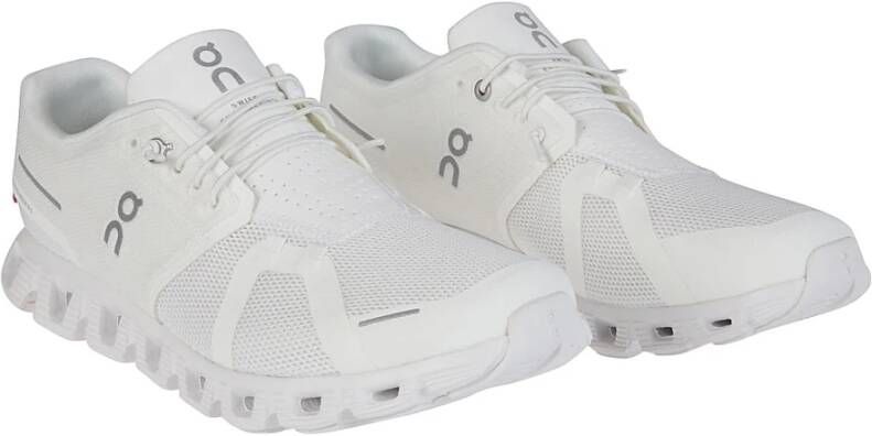 ON Running Cloud 5 Sneakers White Heren