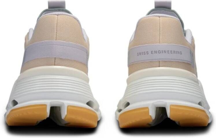 ON Running Cloudnova Form 2 Dames Hardloopschoenen Beige Dames