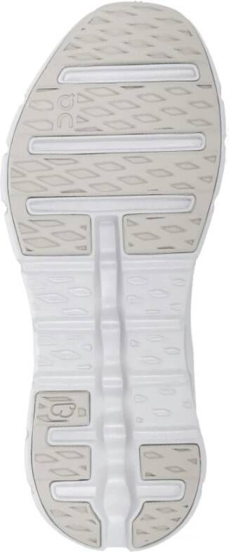 ON Running Ivory Tech Fabric Sneakers met Cloudtec Sole Beige Dames