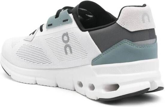 ON Running Witte Multikleur Mesh Sneaker met Reflecterende Details Multicolor Heren