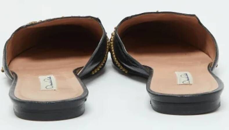 Oscar De La Renta Pre-owned Canvas sandals Black Dames