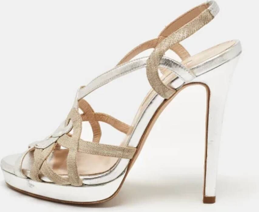 Oscar De La Renta Pre-owned Canvas sandals Gray Dames