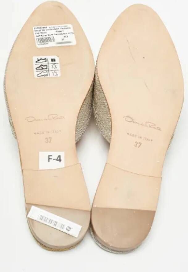 Oscar De La Renta Pre-owned Fabric flats Gray Dames