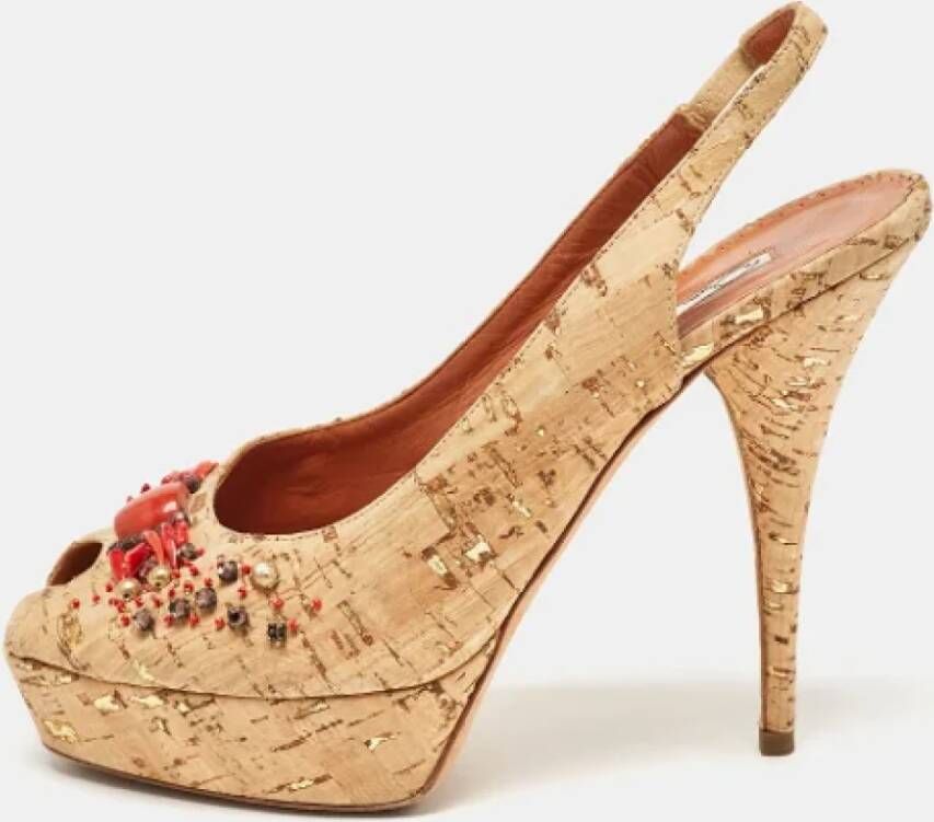 Oscar De La Renta Pre-owned Fabric heels Brown Dames