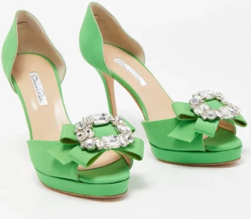 Oscar De La Renta Pre-owned Fabric heels Green Dames