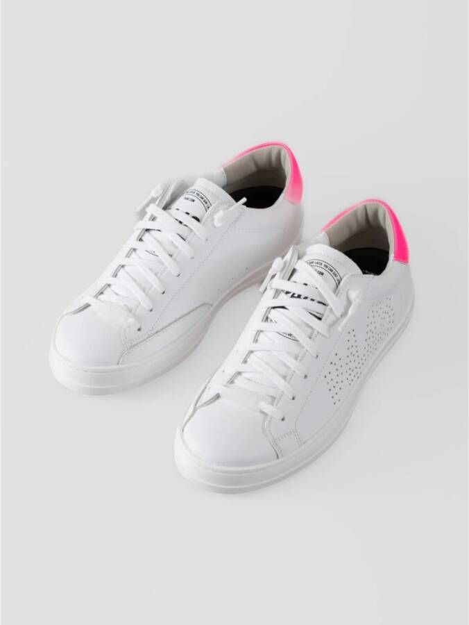 P448 Witte leren sneakers met fuchsia accenten White Dames