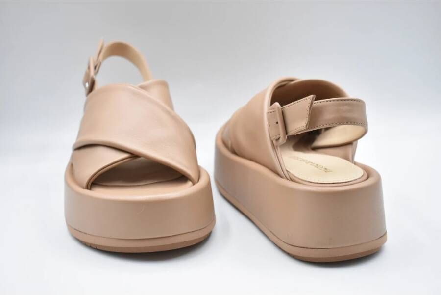 Paloma Barceló Bruine Veterschoenen Ss24 Beige Dames