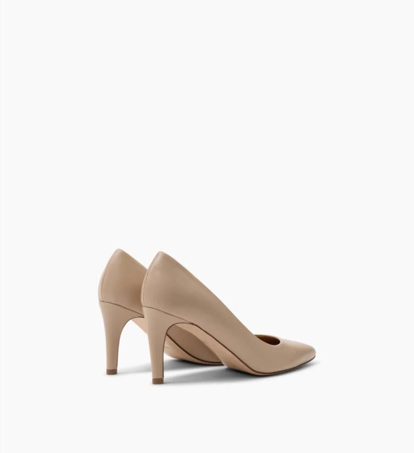 Parallele Beige Leren Puntige Neus Hakken Beige Dames