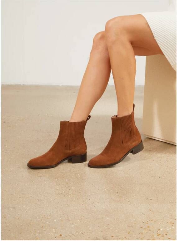 Parallele Chelsea Boot in Cognac Suède Brown Dames