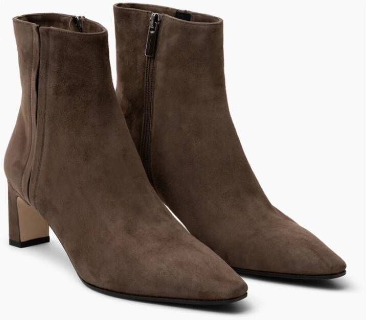 Parallele Taupe Suède Laars met Vierkante Neus Brown Dames