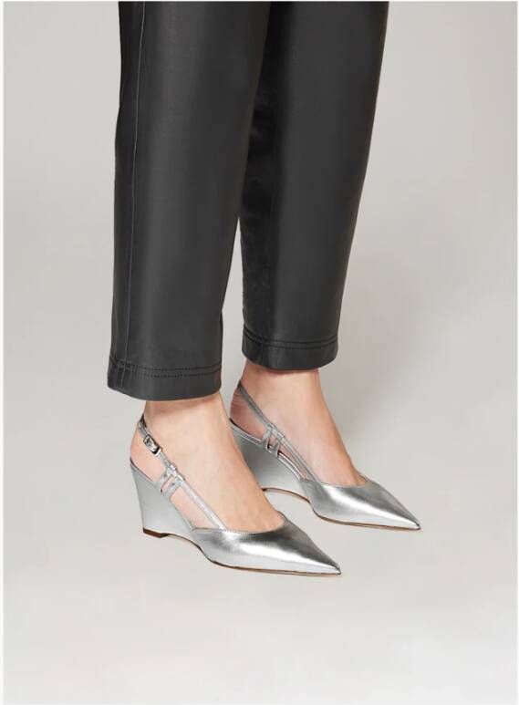 Parallele Zilveren Leren Slingback Hakken Gray Dames