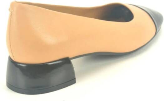 Pedro Miralles Elegante Zwarte Kamelen Pump Schoenen Brown Dames