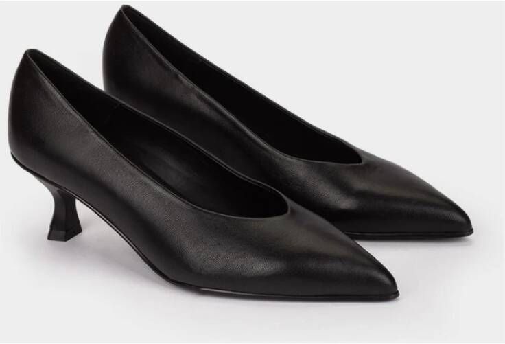 Pedro Miralles Zwarte leren damesschoenen elegante stijl Black Dames