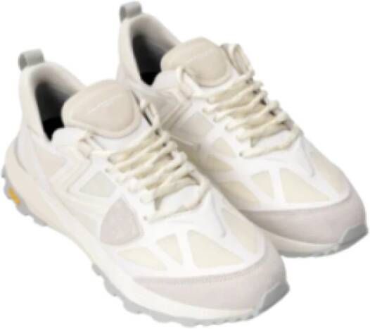 Philippe Model Dynamische witte sneakers met OrthoLite en Vibram zool White Heren