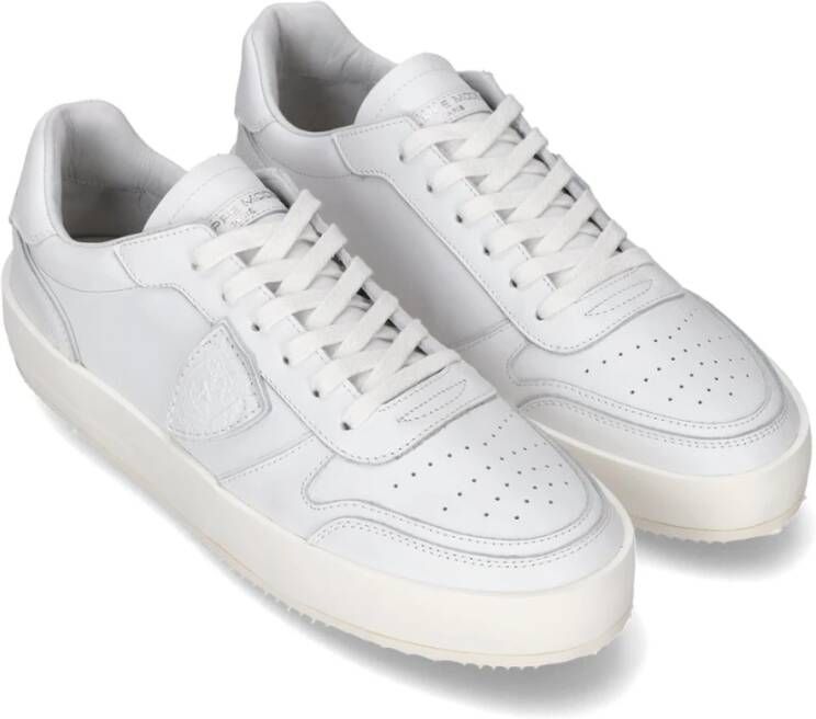 Philippe Model Geperforeerde leren sneakers met logodetail White Heren