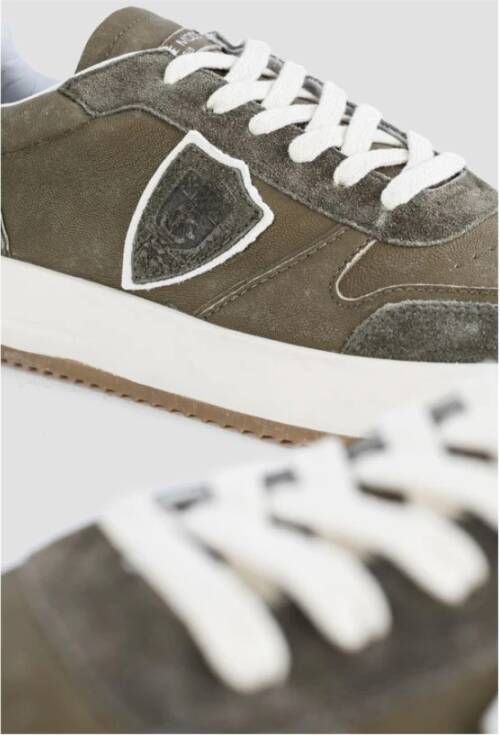 Philippe Model Khaki Groene Sneakers met Geperforeerde Neus Brown Heren