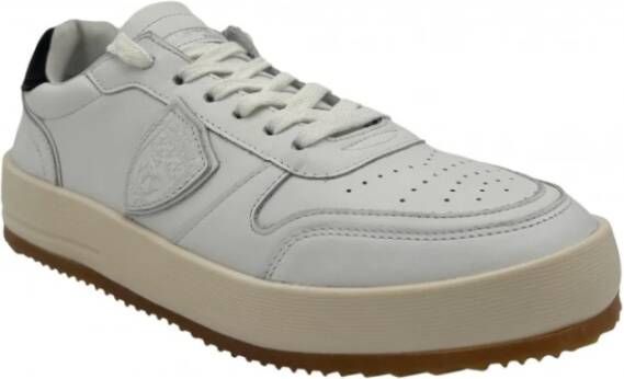 Philippe Model Lage Leren Sneakers met Geperforeerde Neus White Heren