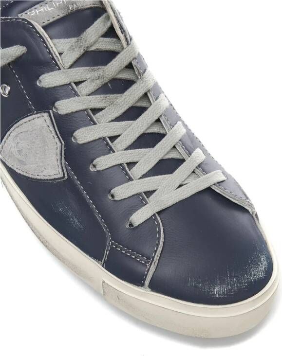 Philippe Model Lage Sneakers met Vernielde Details Blue Heren