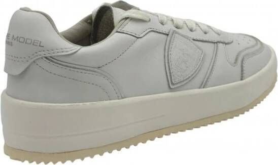 Philippe Model Lage Snit Leren Sneakers met Geperforeerde Neus Gray Heren