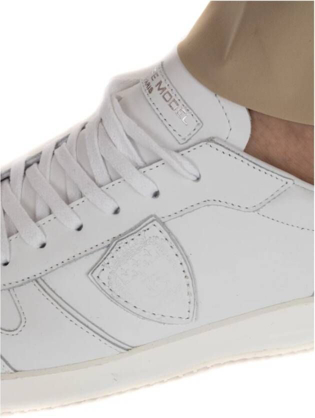 Philippe Model Witte platte schoenen Urban Sneaker Minimalistisch ontwerp White Heren