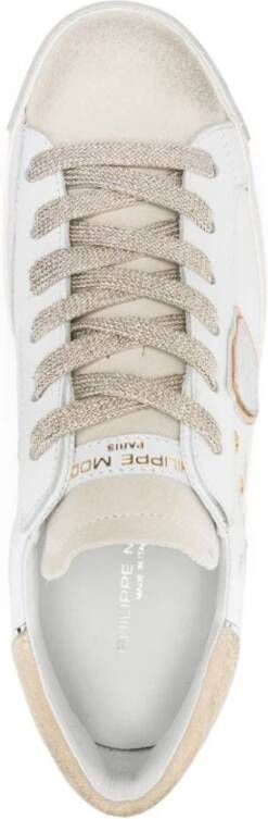 Philippe Model Witte Veterschoenen met Distressed Finish White Dames