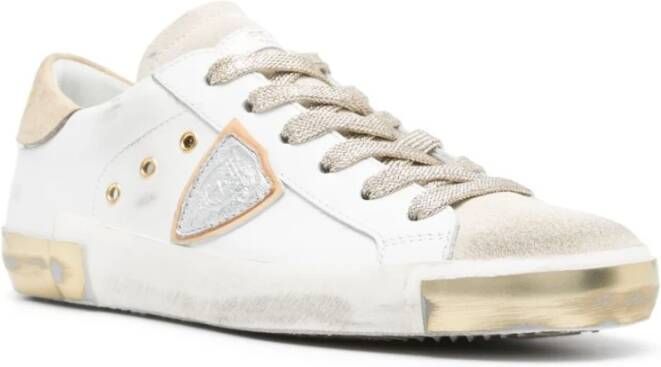 Philippe Model Witte Veterschoenen met Distressed Finish White Dames