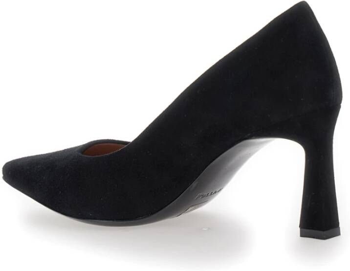 Pollini Zwarte Suède Pumps Met Puntige Neus Black Dames