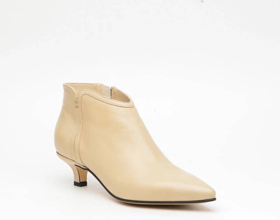 Pomme D'or Beige Leren Enkellaarsje Beige Dames