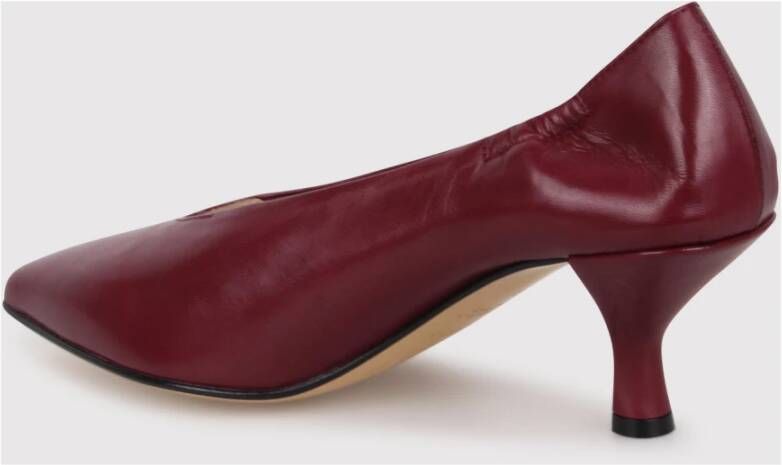 Pomme D'or Kersenrode puntige pumps Red Dames