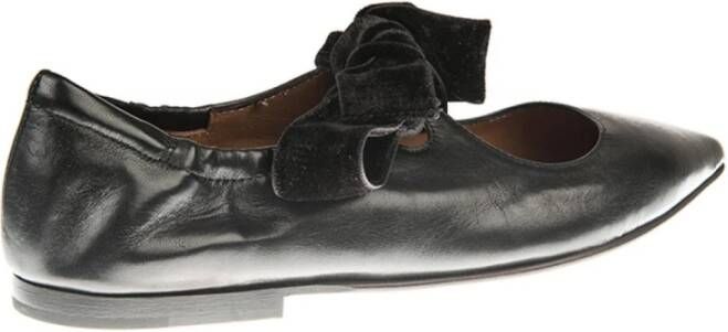 Pomme D'or Veluto T10 Leren Ballerina Black Dames