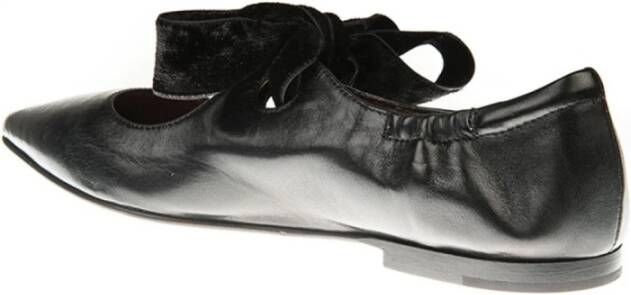 Pomme D'or Veluto T10 Leren Ballerina Black Dames