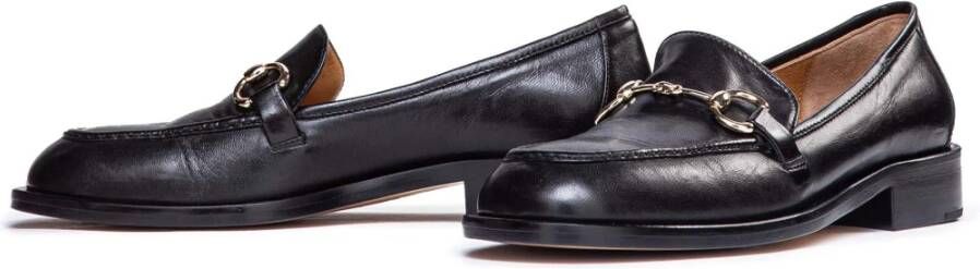 Pomme D'or Zwarte leren mocassins met klem Black Dames