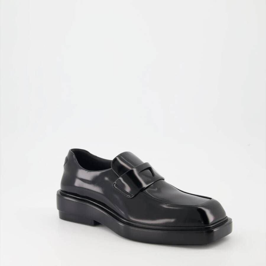 Prada Geborsteld leren loafers voor dames Black Dames