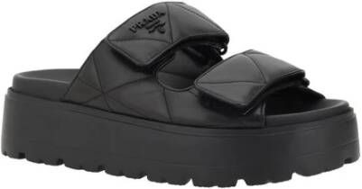 Prada Gewatteerde Lamsskin Sleehak Sandalen met Velcro Straps Black Dames