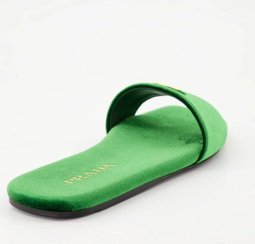 Prada Groene Fluwelen Sandalen Herfst-Winter Collectie Green Dames