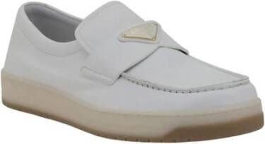 Prada Iconische leren loafers met driehoekige plaque White Heren