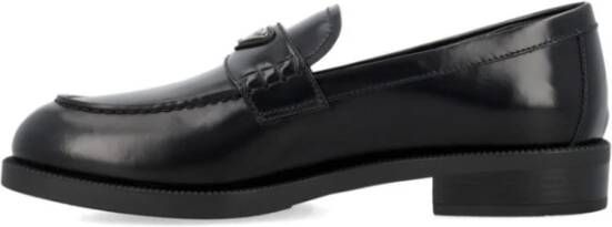 Prada Platte Zwarte Schoenen Amandel Teen Black Dames