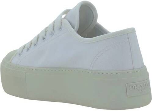 Prada Stijlvolle Sneakers met Plateauzool White Dames