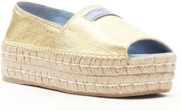 Prada Vintage Pre-owned Leather espadrilles Yellow Dames