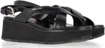 Prada Vintage Pre-owned Leather flats Black Dames