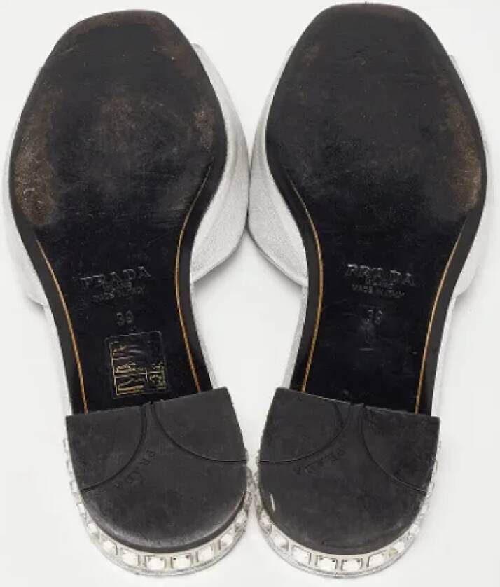 Prada Vintage Pre-owned Leather flats Gray Dames