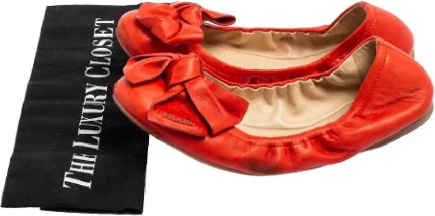 Prada Vintage Pre-owned Leather flats Red Dames