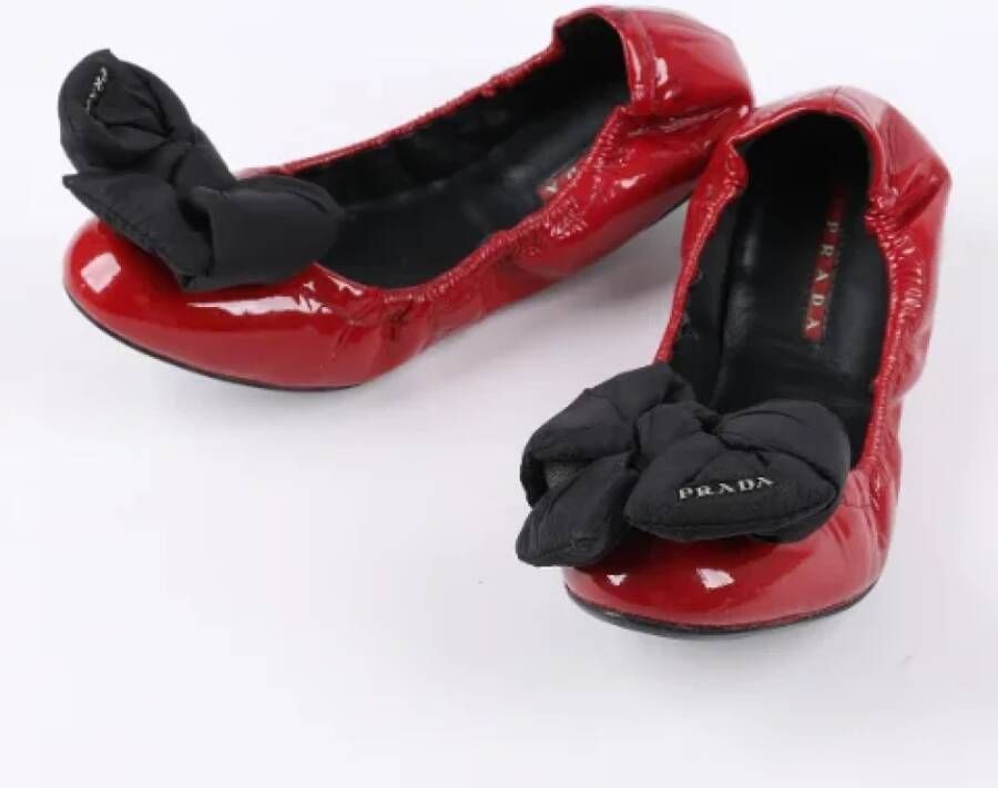 Prada Vintage Pre-owned Leather flats Red Dames